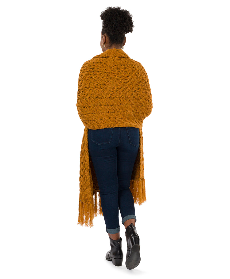 Oversize Cable Knit Scarf Fringed