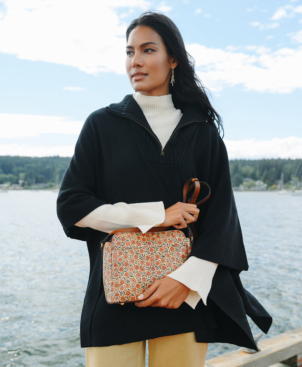 nayoka ガーディアンフラワーエッセンス Ithaca Crossbody - Scandi Antique – Patricia Nash