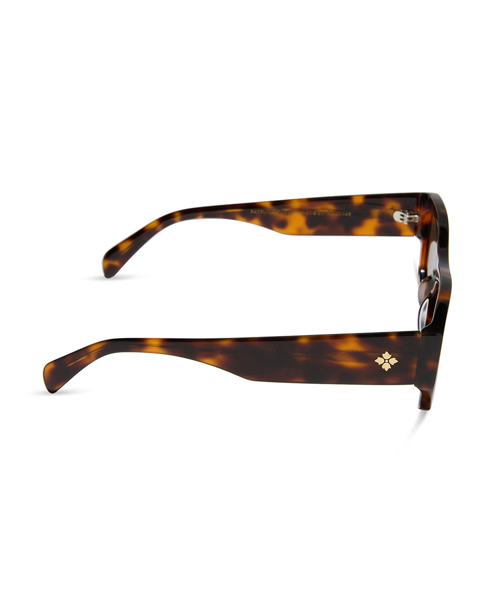 Patrica Nash Hutton Sunglasses in 
Tortoise/Black NWT in Box & Case MSRP: $85.00 Hutton Sunglasses - Tortoise/Black – Patricia Nash main image 4