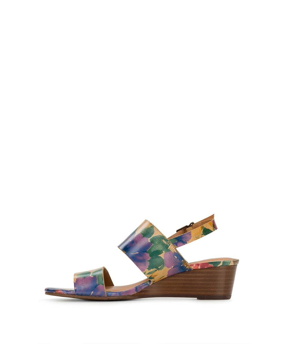 Female - Mirella Wedge - French Hydrangeas - by Patricia Nash - View 4 of 7