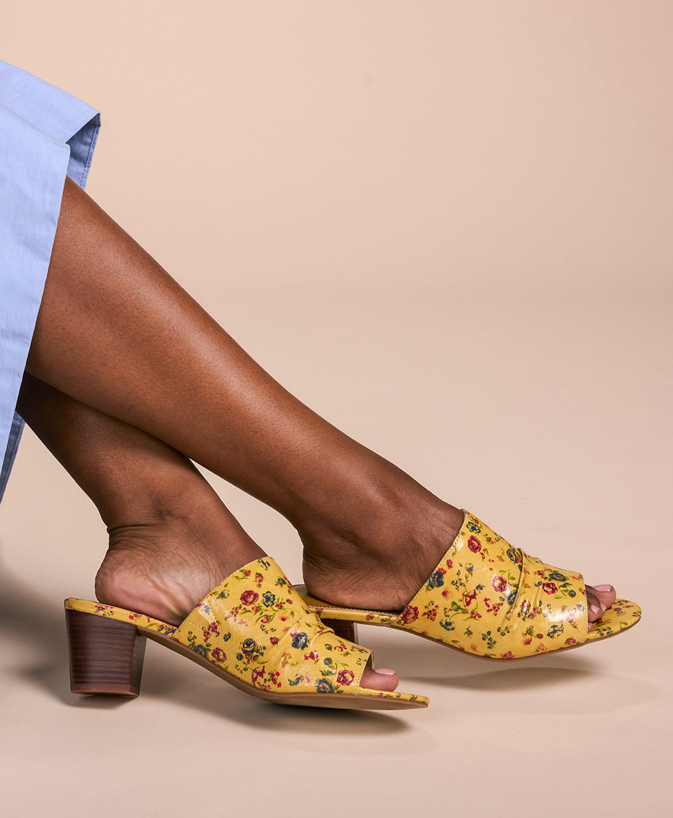 Female - Poema Sandal - Fleur de Jardin - by Patricia Nash - View 4 of 7