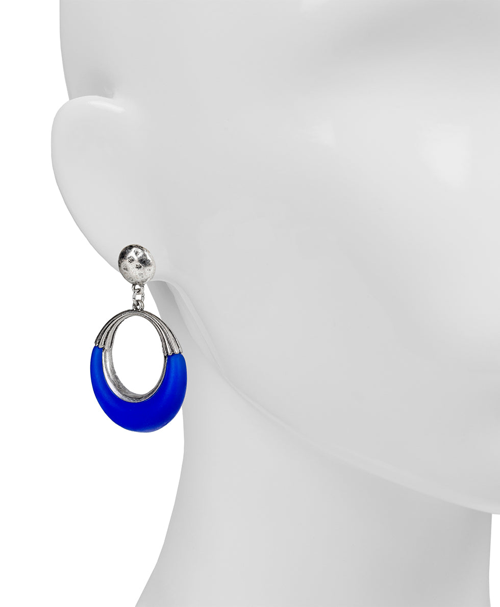 Female - Doorknocker Earrings - Resin - brushed silver - by Patricia Nash - View 2 of 2