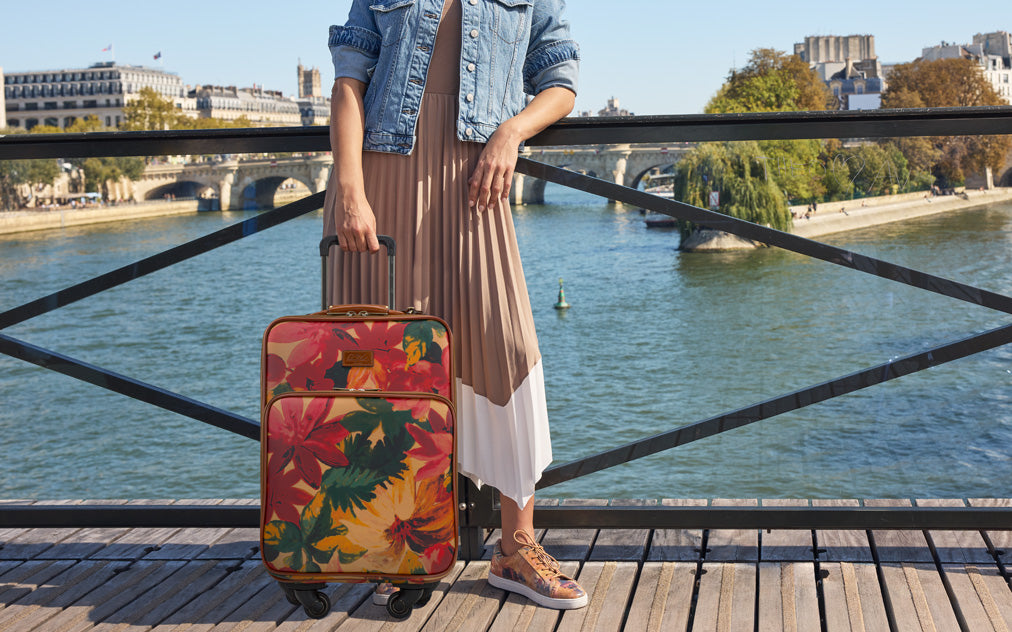 Lanza Crossbody Organizer - Heritage – Patricia Nash