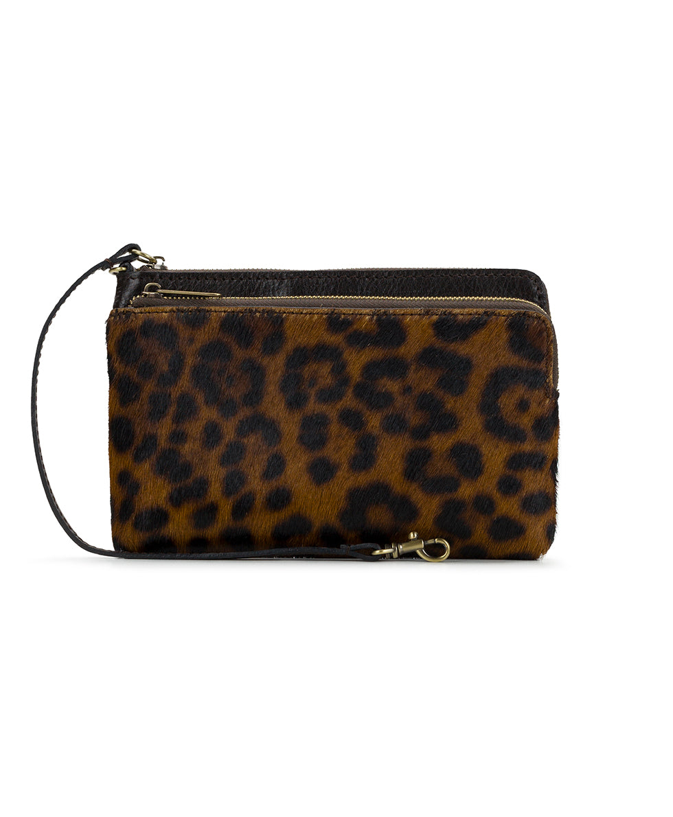 Varone Wristlet - Leopard Haircalf