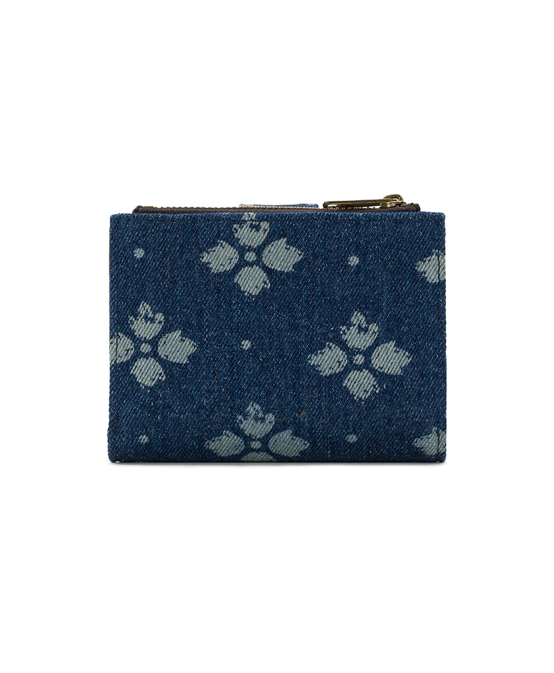 Chiara Wallet - Denim Stonewashed Floret – Patricia Nash