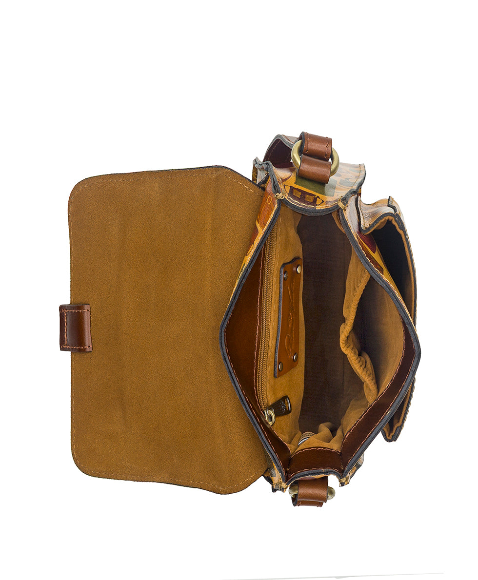 (取寄) パトリシア ナッシュ レディース ラーリ C/B Patricia Nash women Lari C/B Mango/Cognac 842 Lari Crossbody - Patricia's Closet – Patricia Nash