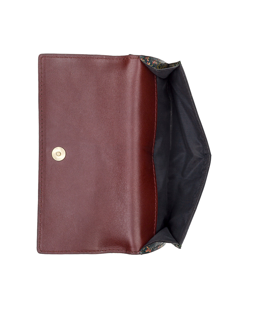 Female - Agira Wallet - Tuscan Fields - tuscan fields - by Patricia Nash - View 4 of 4