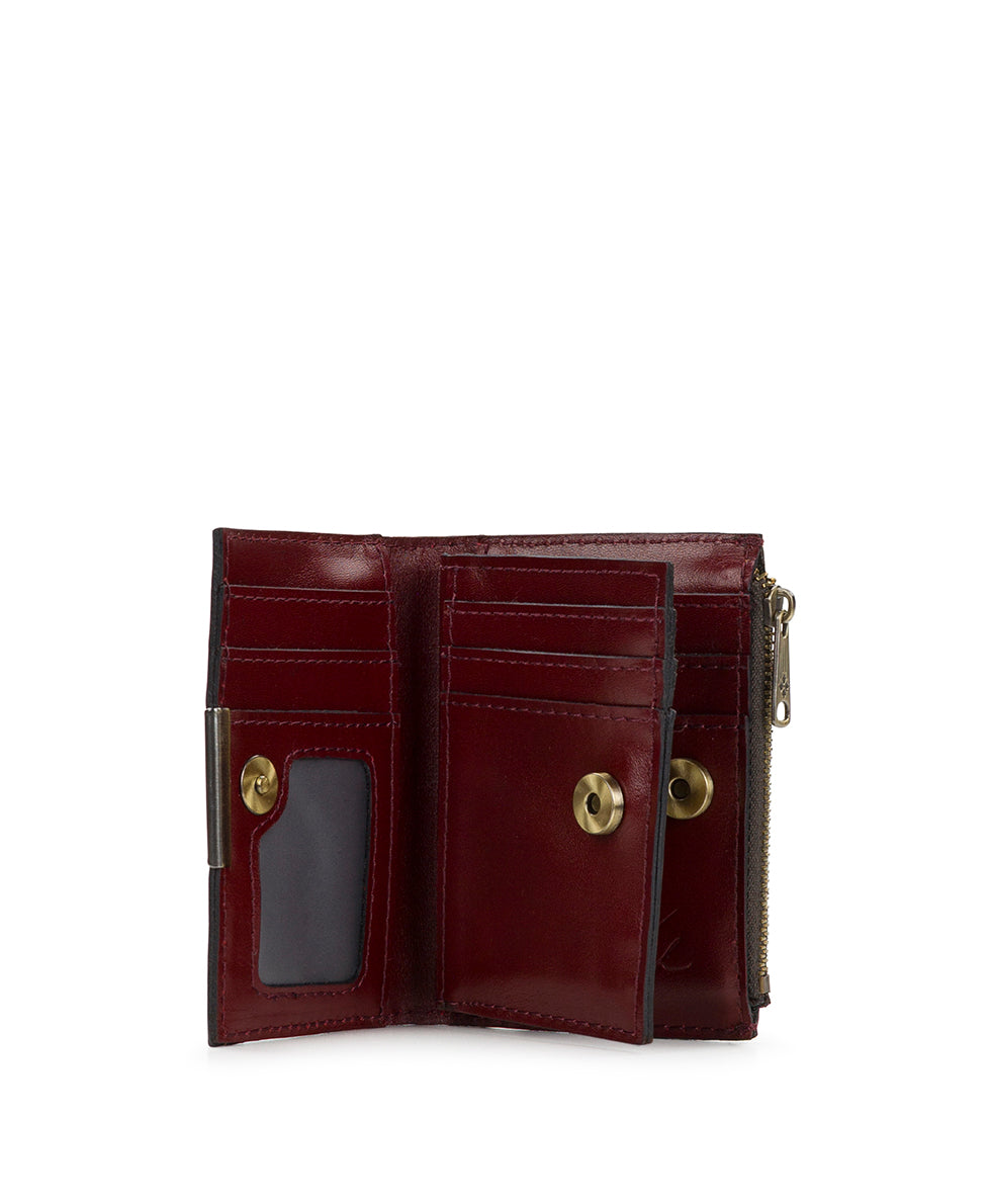 Female - Busalla Wallet - European Floral Tapestry - european floral tapestry - by Patricia Nash - View 3 of 5