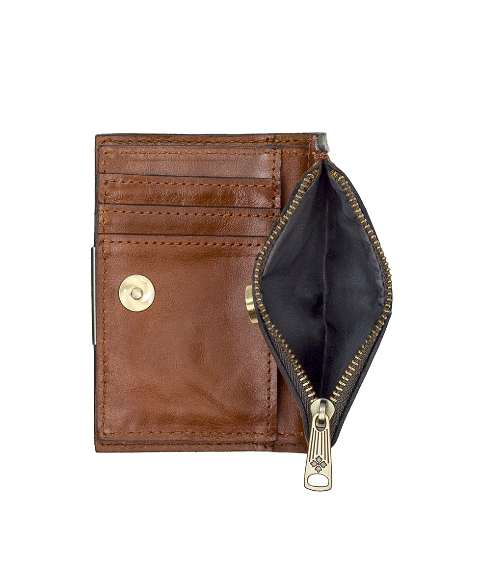 Female - Busalla Wallet - French Hydrangeas - french hydrangeas - by Patricia Nash - View 5 of 5