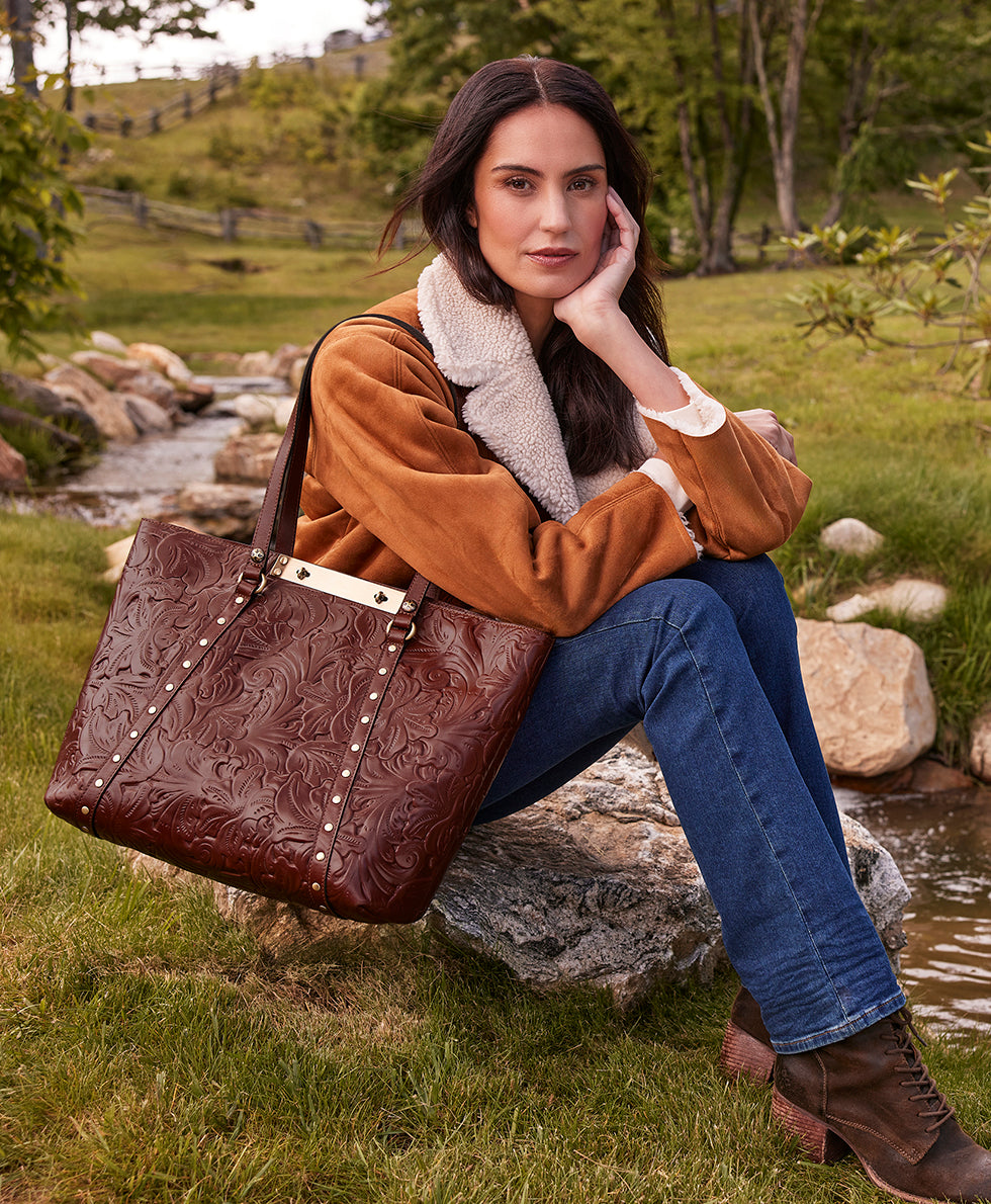 Female - Benvenuto Tote - Vintage Vegetable Tanned Tooled - british tan - by Patricia Nash - View 5 of 5