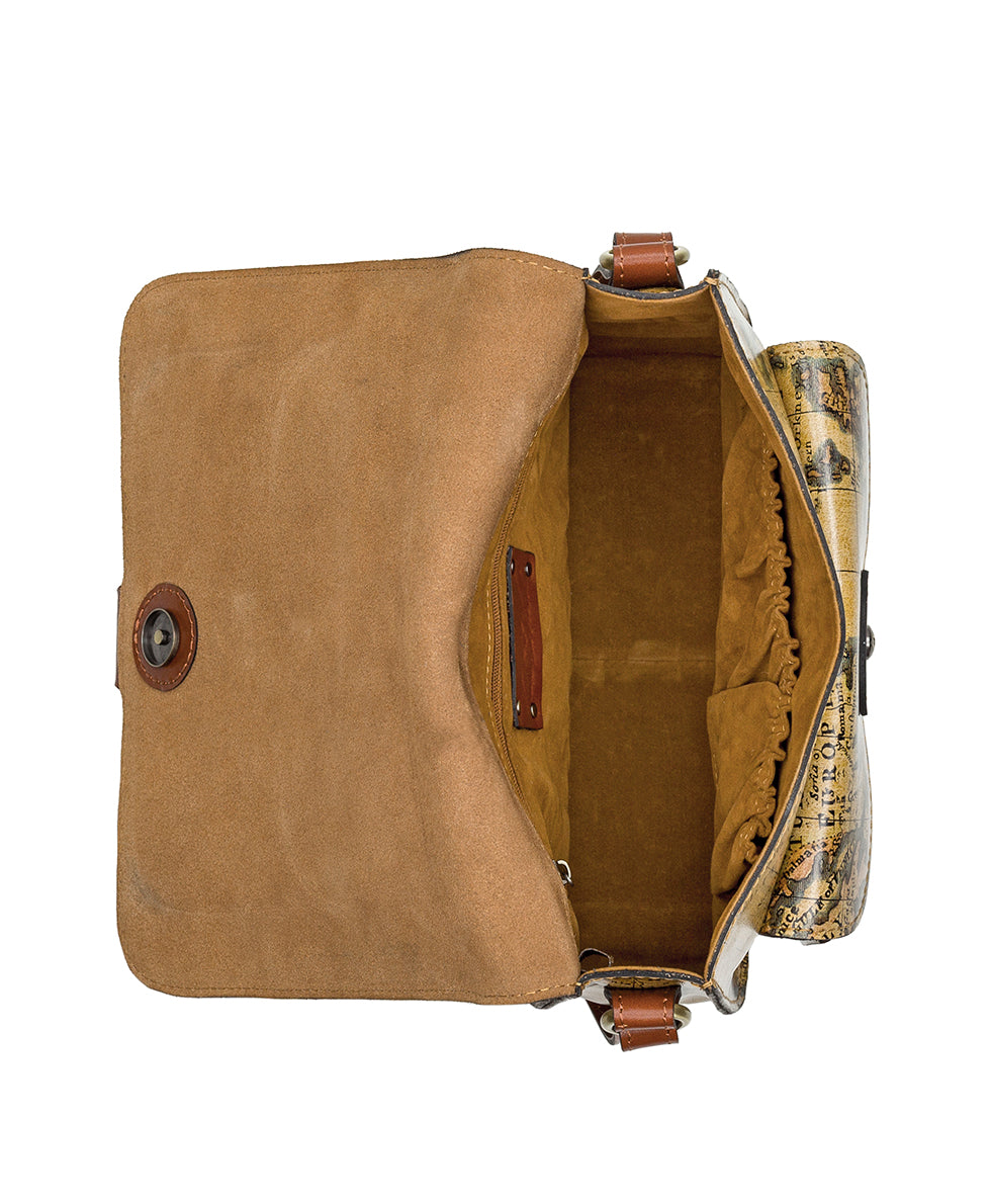 ナリス Ilina Flap Crossbody - European Map – Patricia Nash