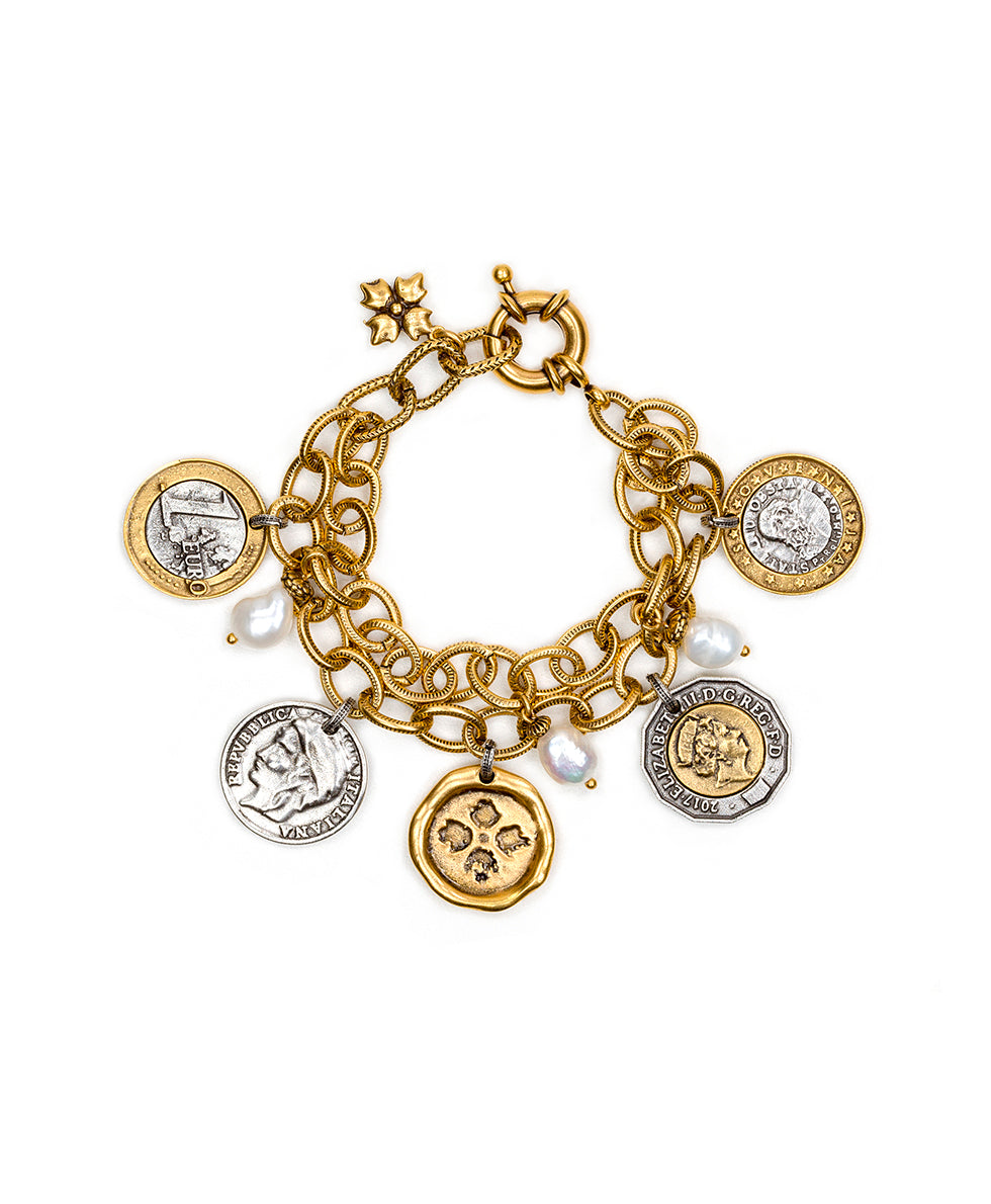 Louis Vuitton Paris 2000's 18 Karat Yellow Gold Square Lock & Key Vintage  Charm Bracelet | Wilson's Estate Jewelry